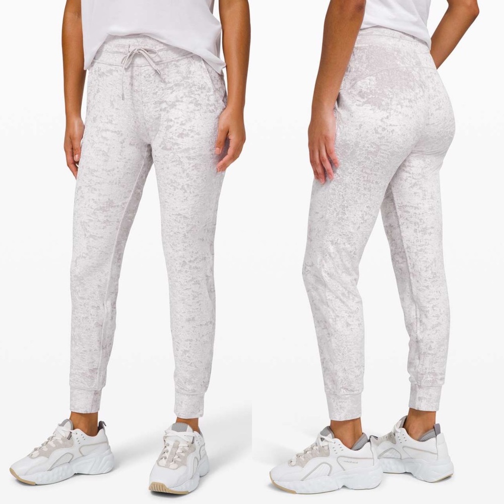 Lululemon Ready to Crush Jogger in Chrome